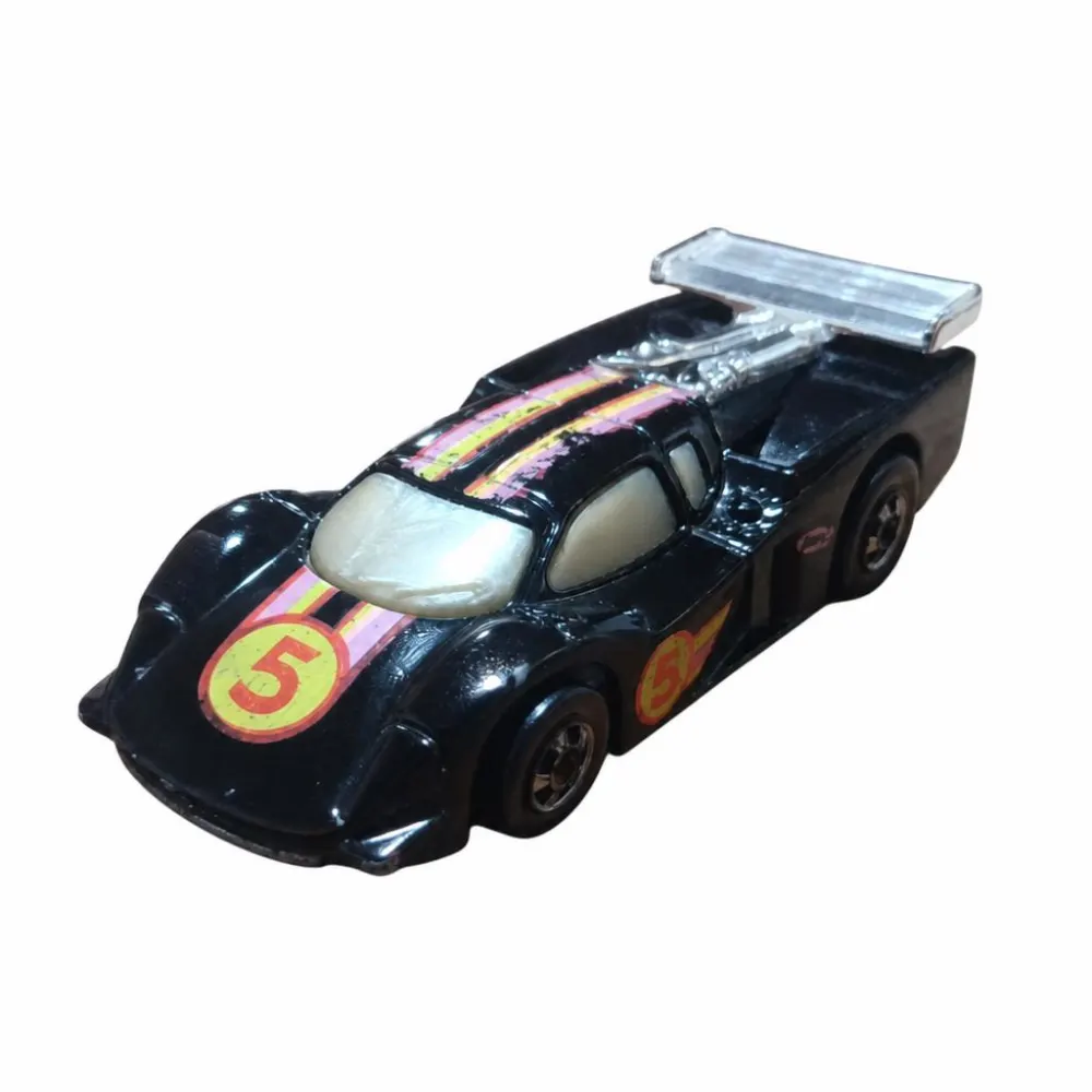 GT Racer — 0450 — Black
