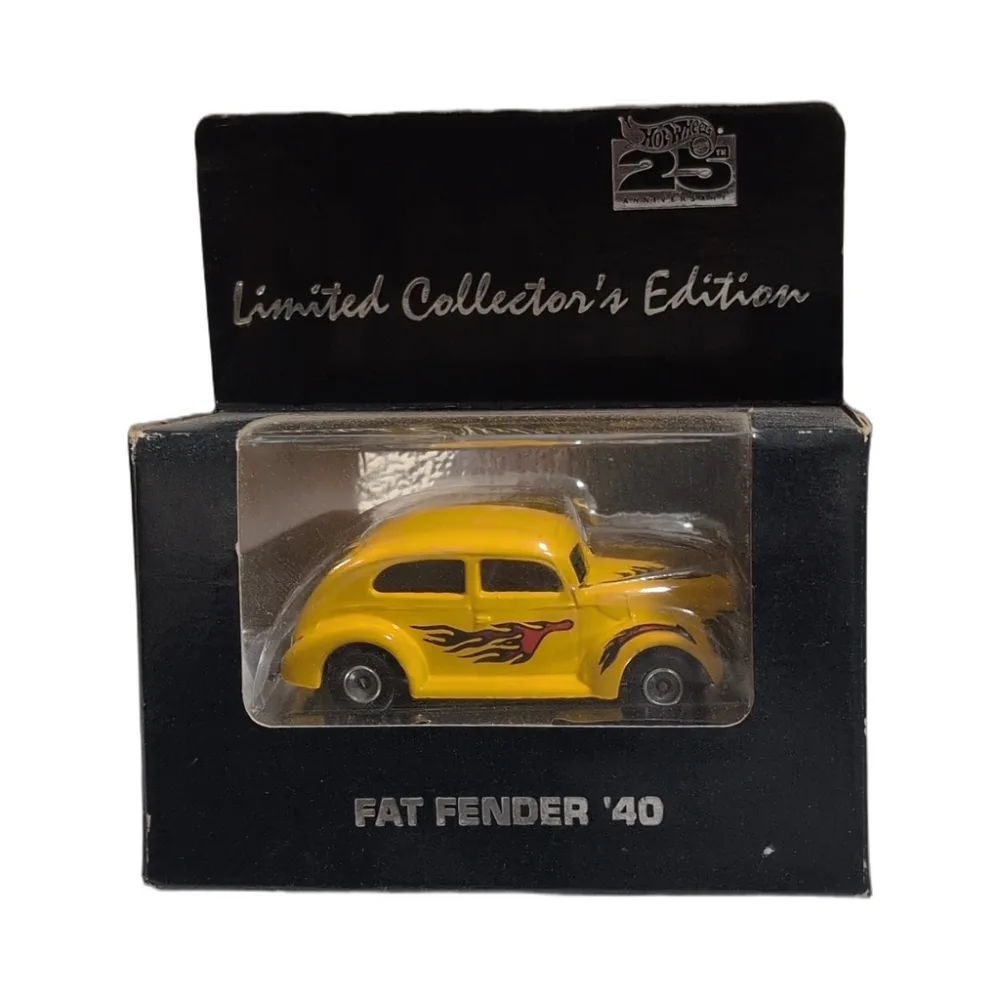 Fat Fendered '40 — 11267 — Yellow