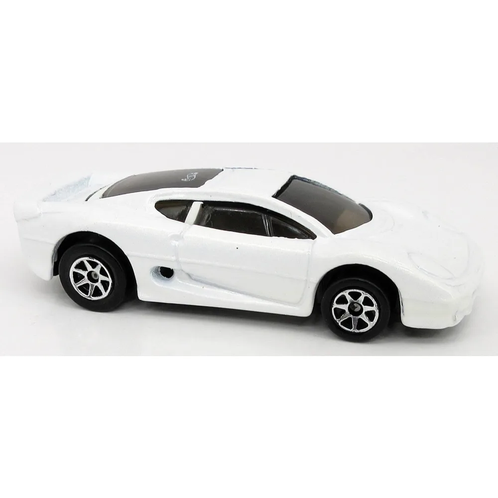Jaguar XJ220 — 13283 — Pearl White