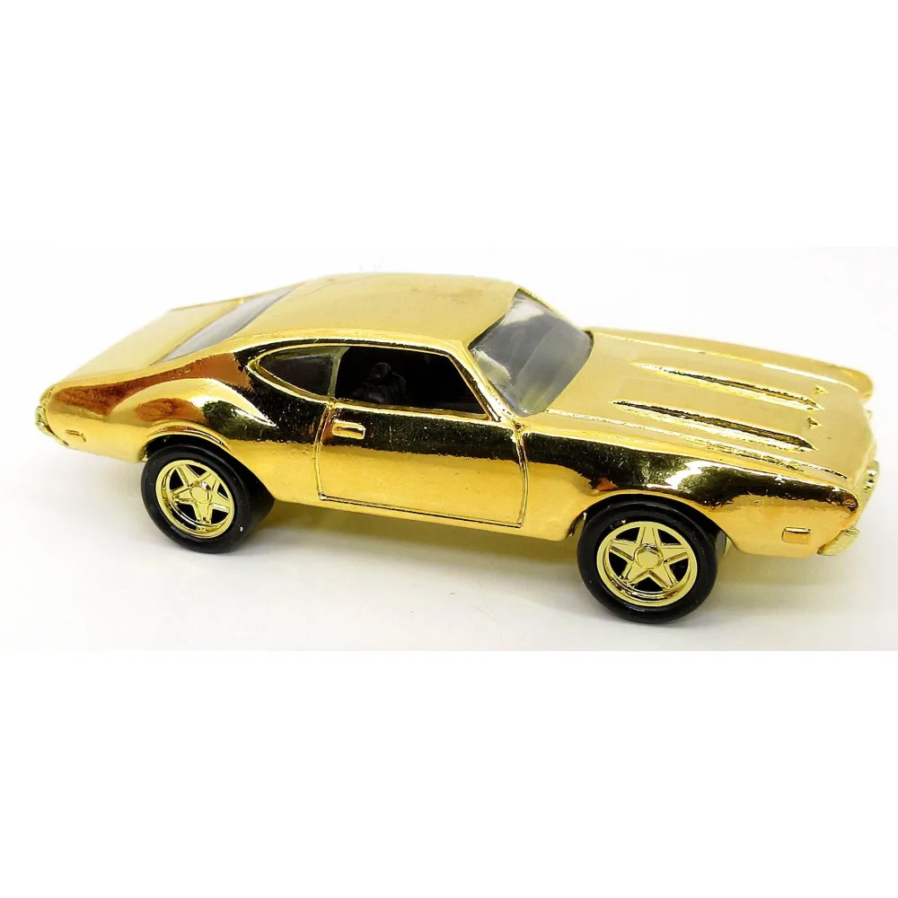 Olds 442 W-30 — 14064 — Gold Chrome
