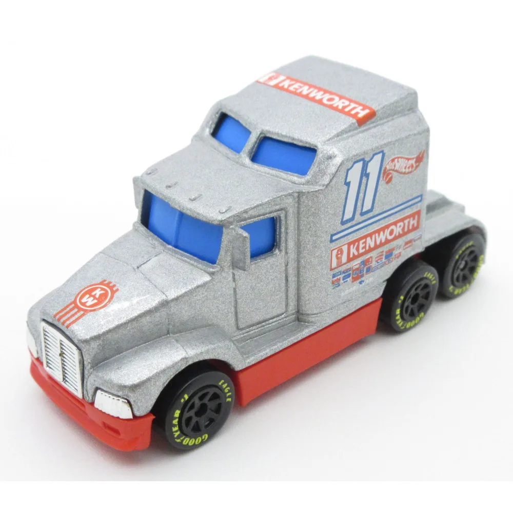 Kenworth T600 — 15219 — Metalflake Silver