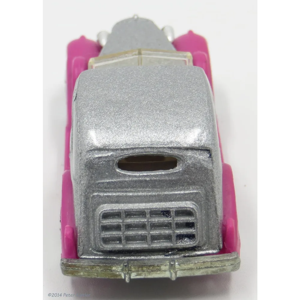 '35 Classic Caddy — 1543 — Metalflake Silver (w/ Pink Fenders) — imagem 2