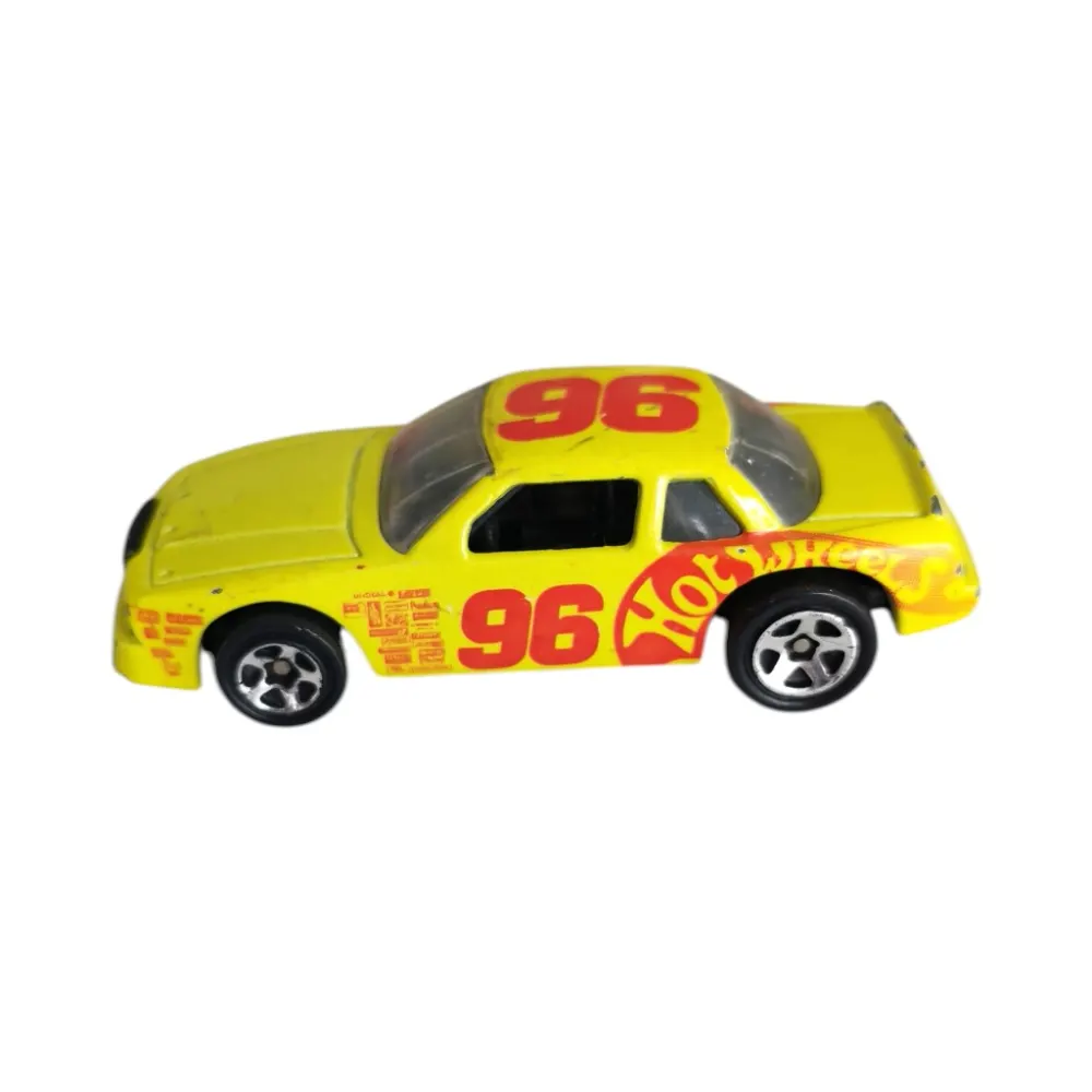 Buick Stocker — 15980 — Lime Yellow/Green — imagem 3