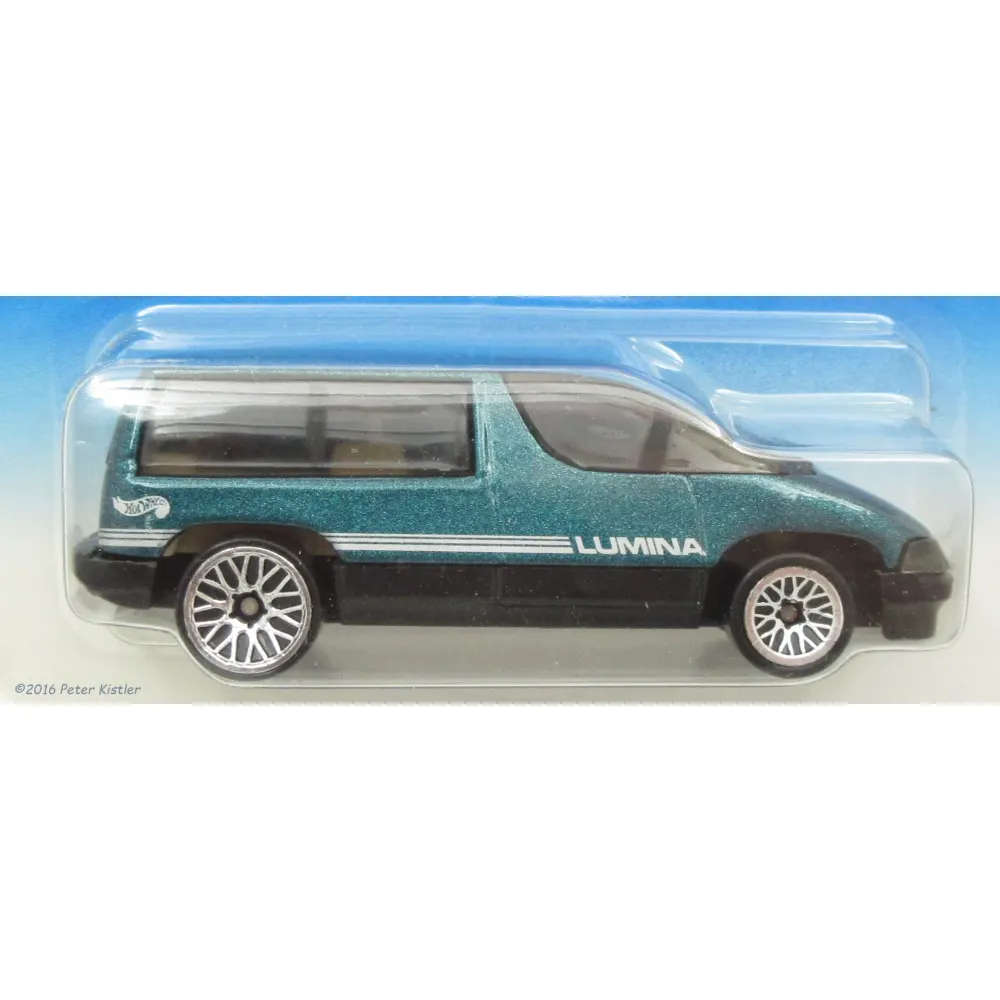 Lumina Minivan — 19146 — Metalflake Green — imagem 2