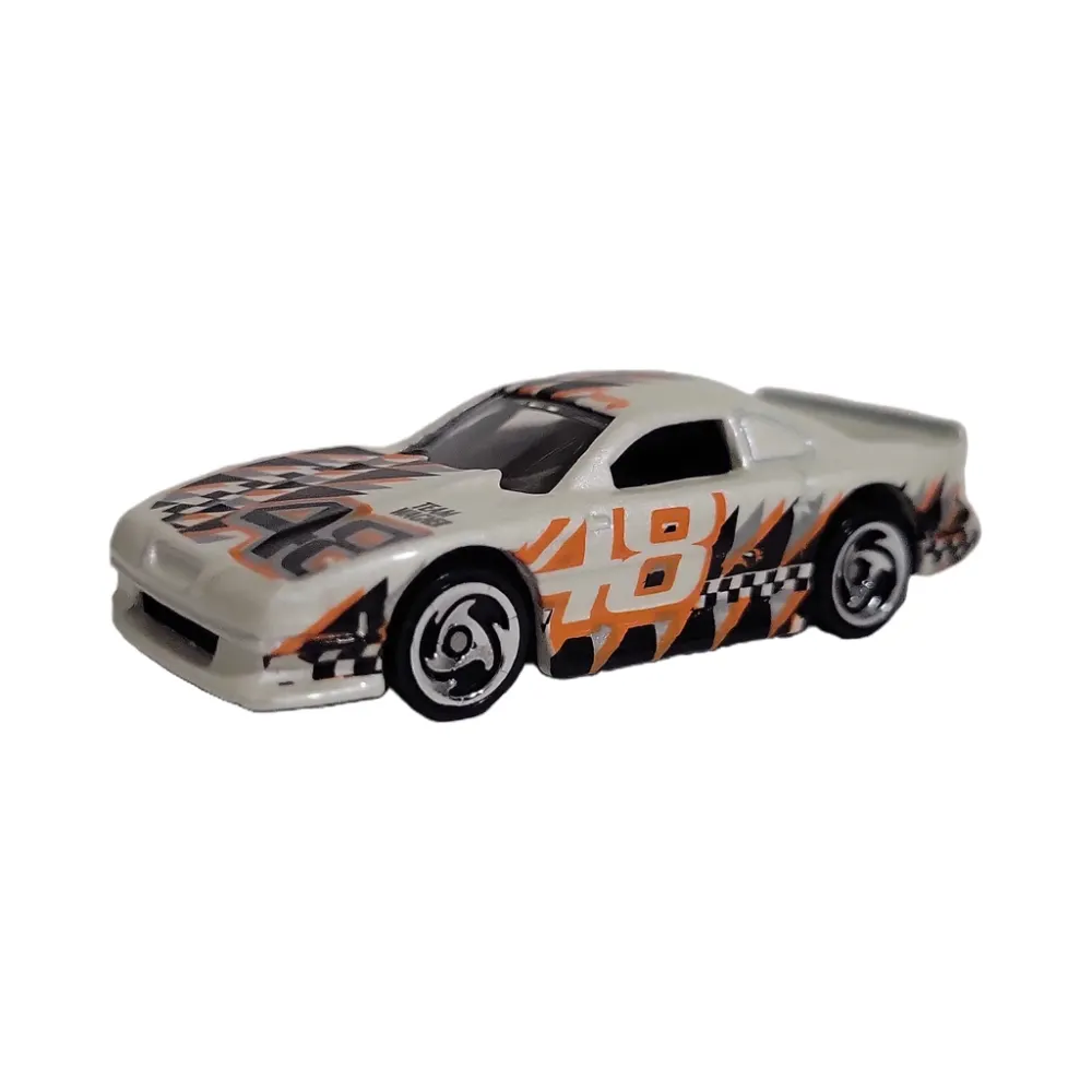 Mustang Cobra — 21322 — Pearl White