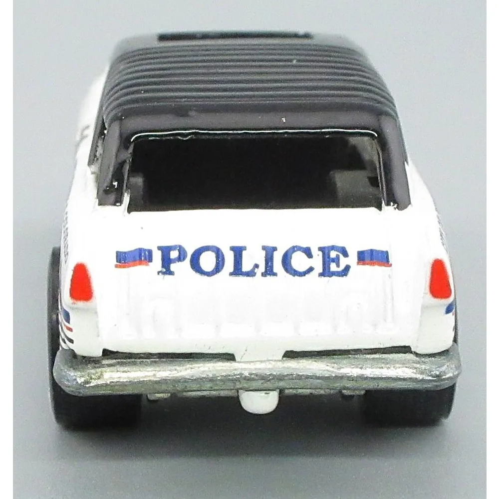 Classic Nomad — 23441 — White & Black — imagem 4