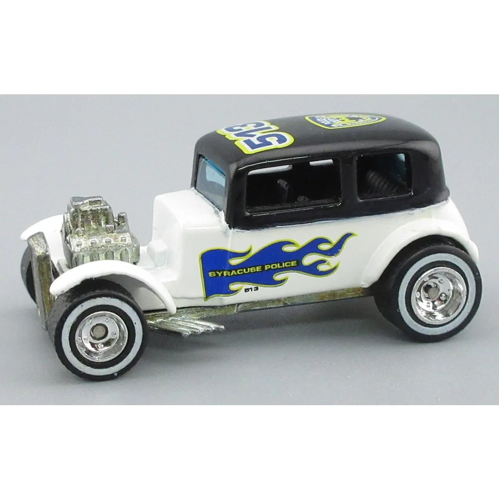 Classic '32 Ford Vicky — 23444 — White — imagem 3