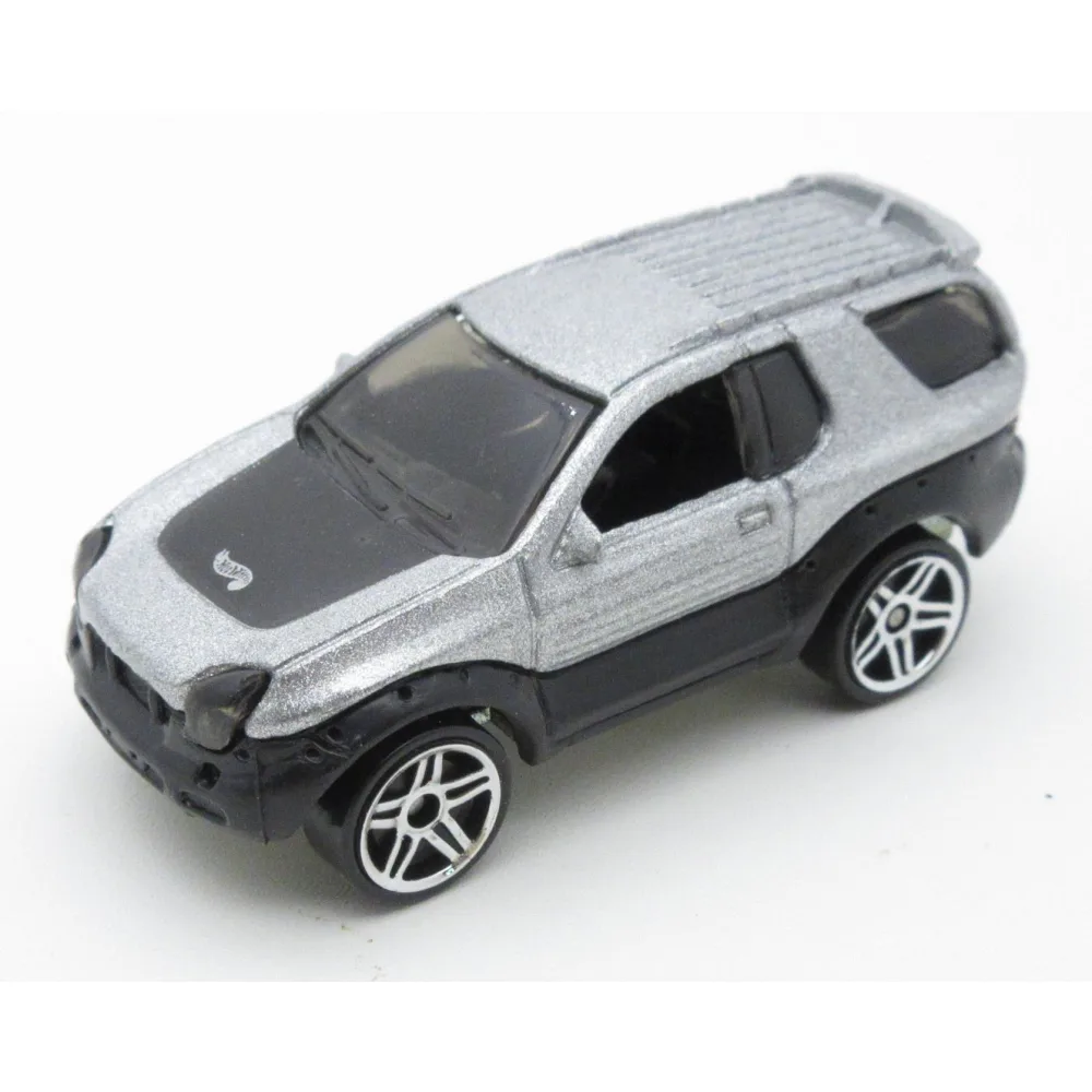 Isuzu VehiCROSS — 24392 — Astral Silver Metalflake & Ebony Black