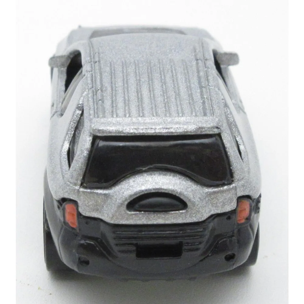 Isuzu VehiCROSS — 24392 — Astral Silver Metalflake & Ebony Black — imagem 3