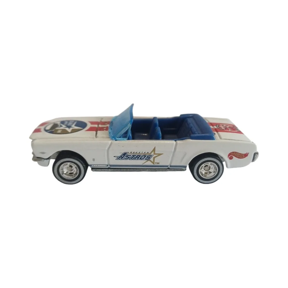 '65 Mustang Convertible — 24878 — White — imagem 2