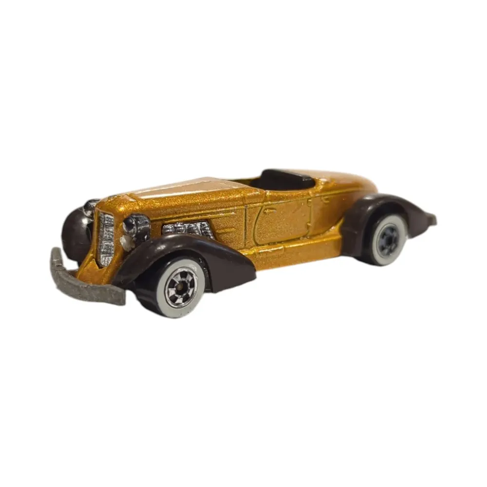 Auburn 852 — 2505 — Metalflake Gold