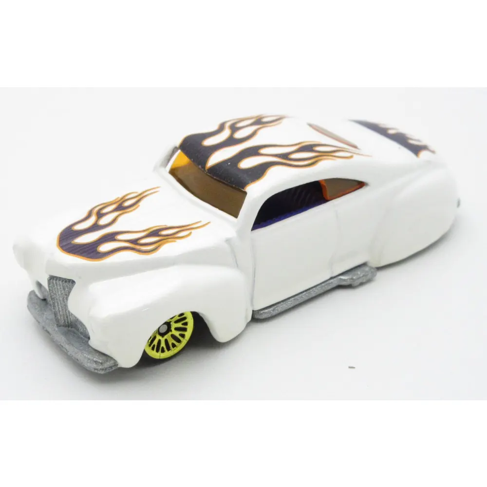 Tail Dragger — 26018 — Pearl White — imagem 2