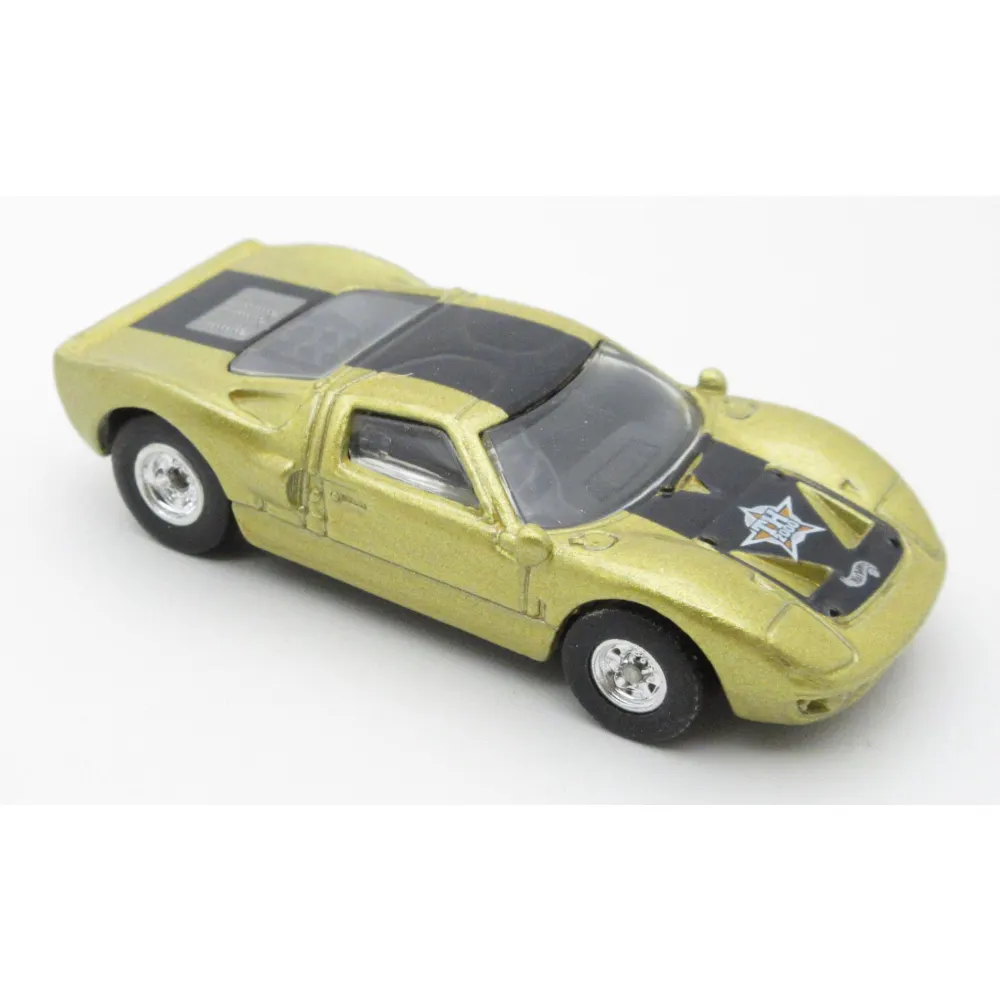 Ford GT-40 — 26381 — Metalflake Gold