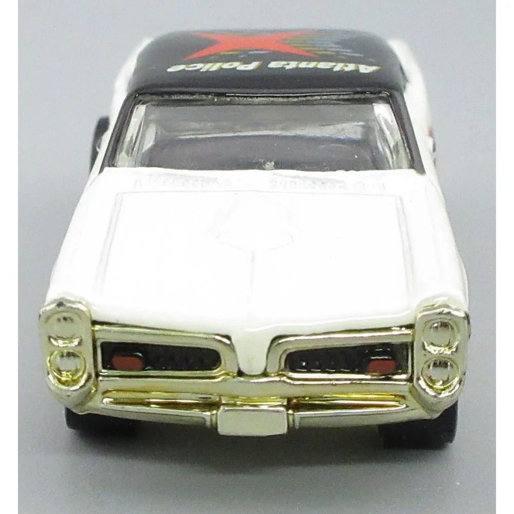 '67 Pontiac GTO — 26614 — White — imagem 2