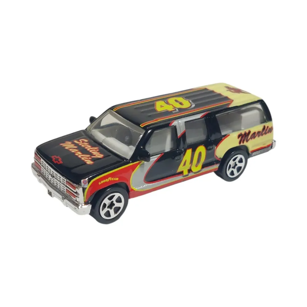 Chevy Suburban — 27505 — Black