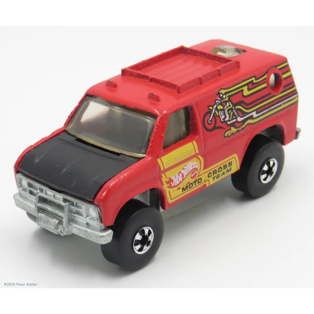Baja Breaker — 2853 — Red