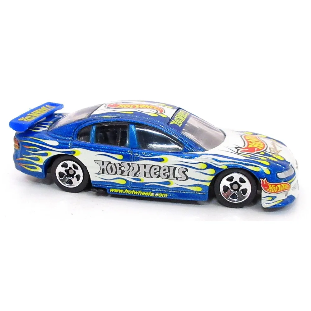 Holden SS Commodore (VT) — 29157 — Metalflake Blue
