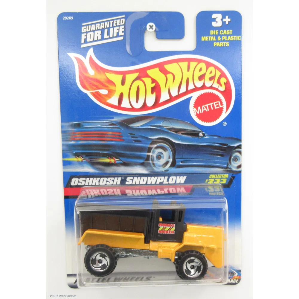 Oshkosh Snow Plow — 29289 — Metalflake Orange with Black plastic top and bed — imagem 2