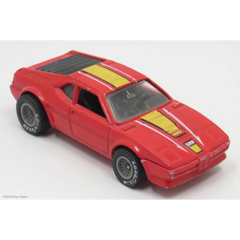 BMW M1 — 3289 — Red — imagem 3