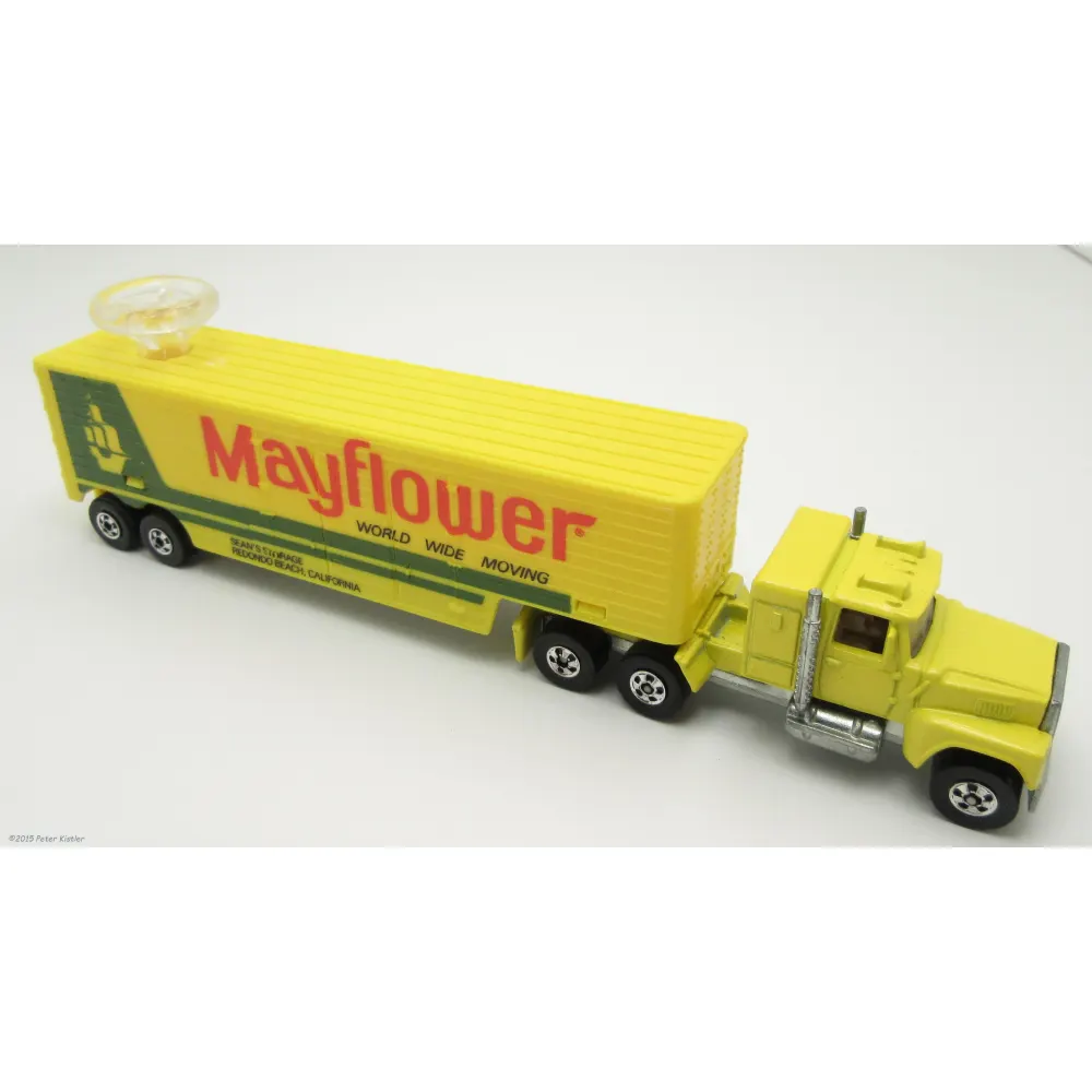 Ford LTL Moving Van — 3433 — Yellow (Mayflower Trailer)