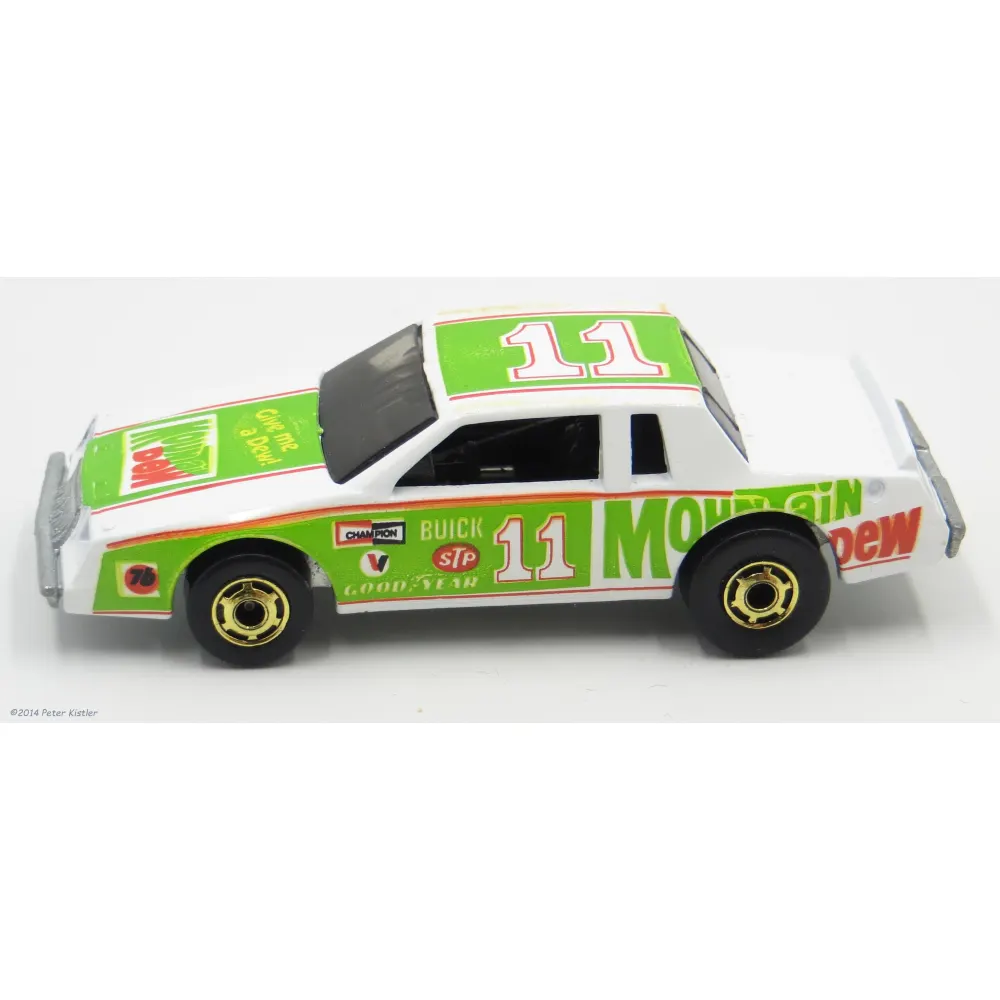 NASCAR Stocker — 3927 — White