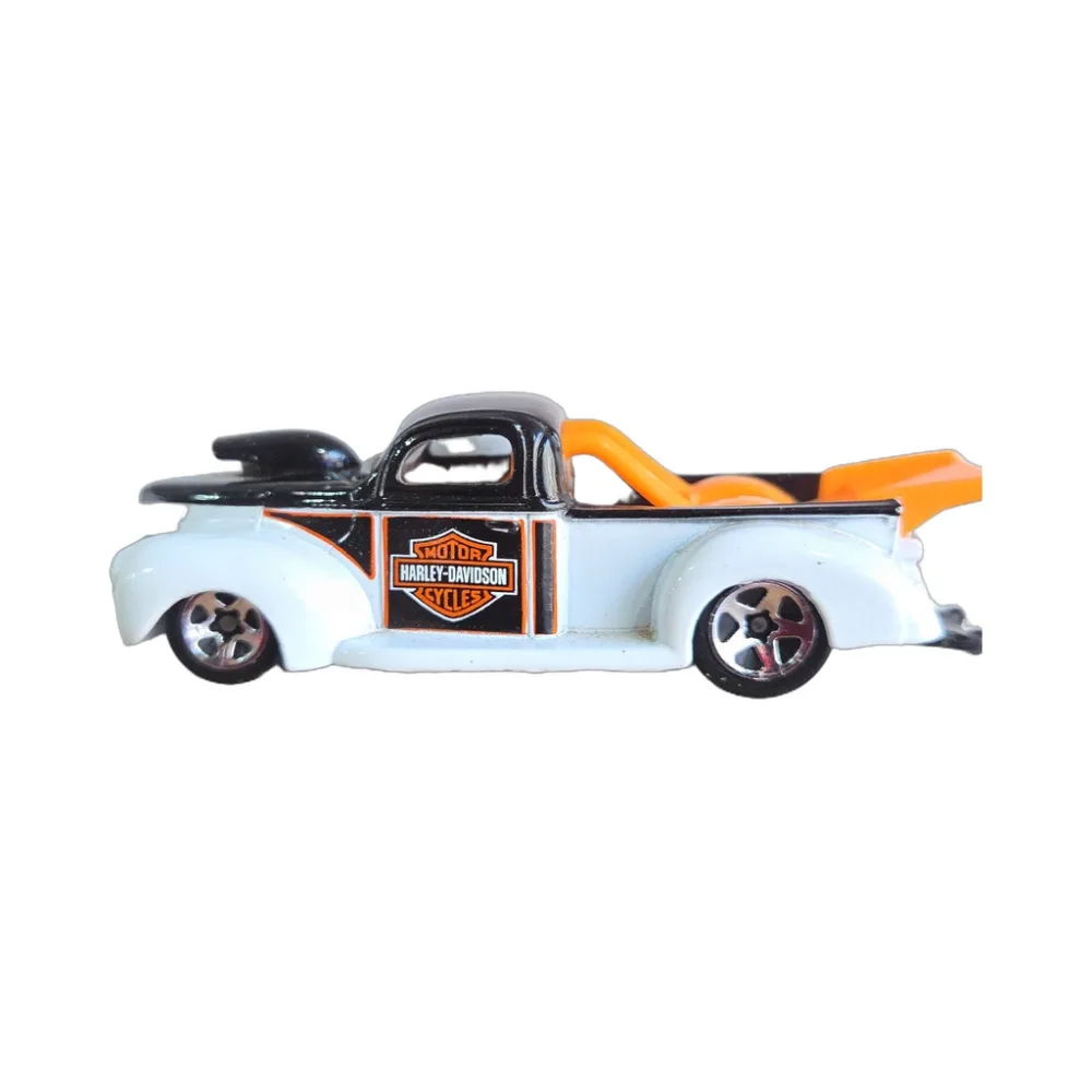 '40 Ford Truck — 50034 — Black & White — imagem 2