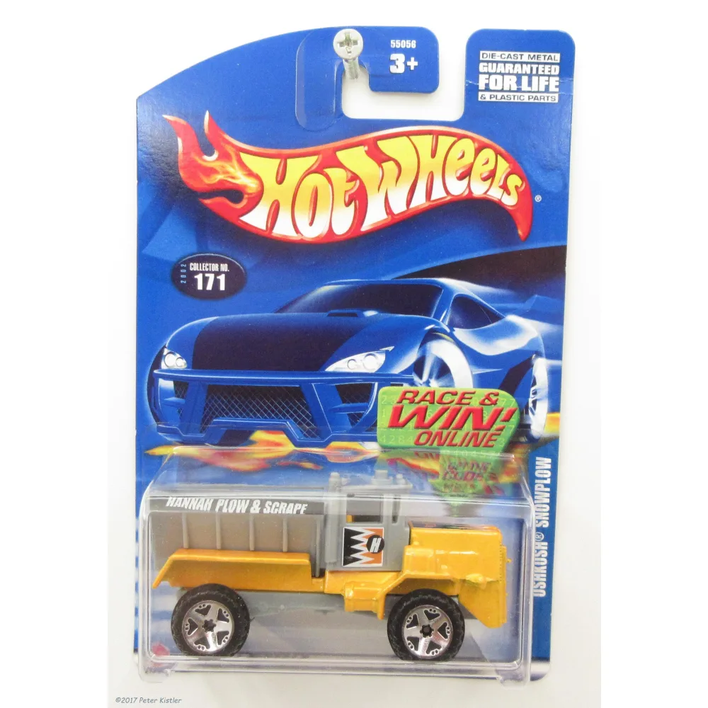 Oshkosh Snow Plow — 55056 — Metalflake Yellow with Gray plastic top and bed — imagem 2