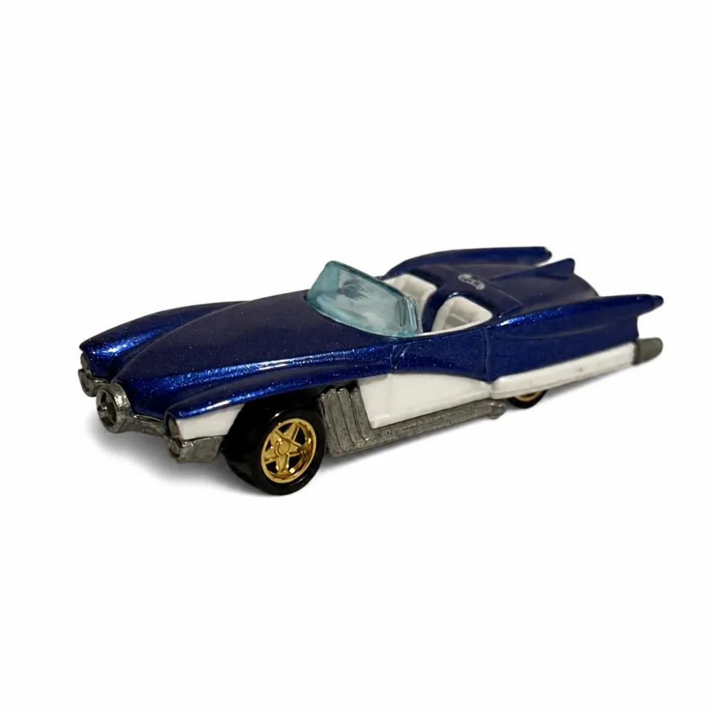 Street Beast — 5637 — Metalflake Blue & White