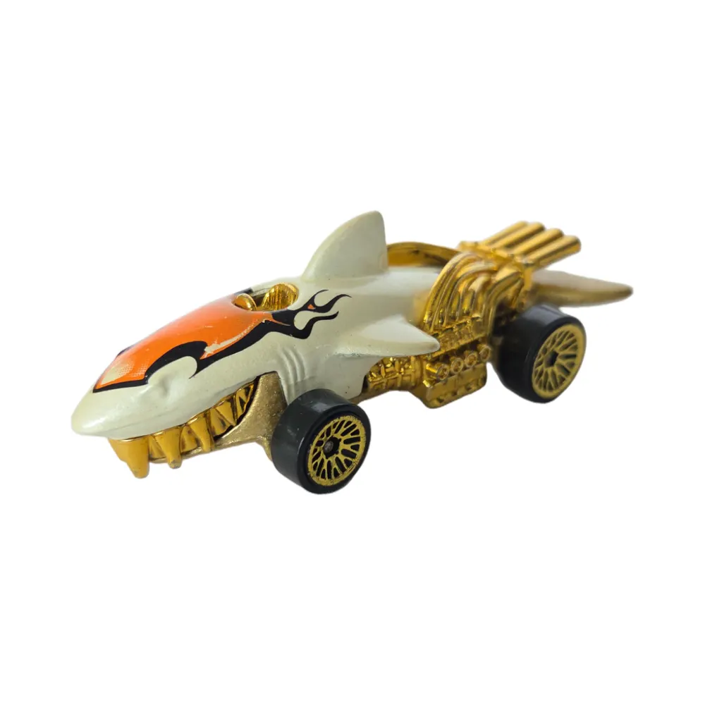 Sharkruiser — 57106 — White Metallic