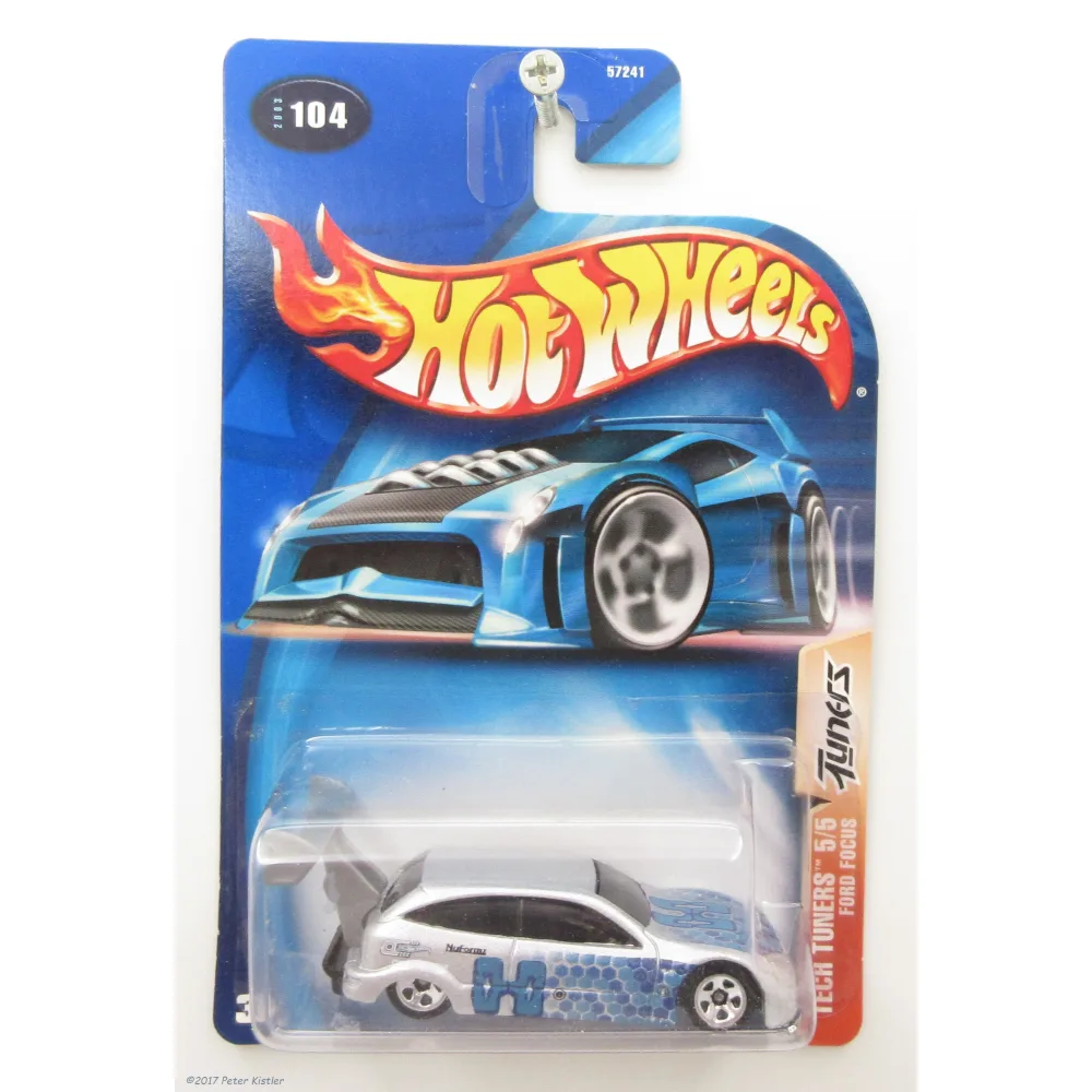 Ford Focus — 57241 — Metalflake Silver