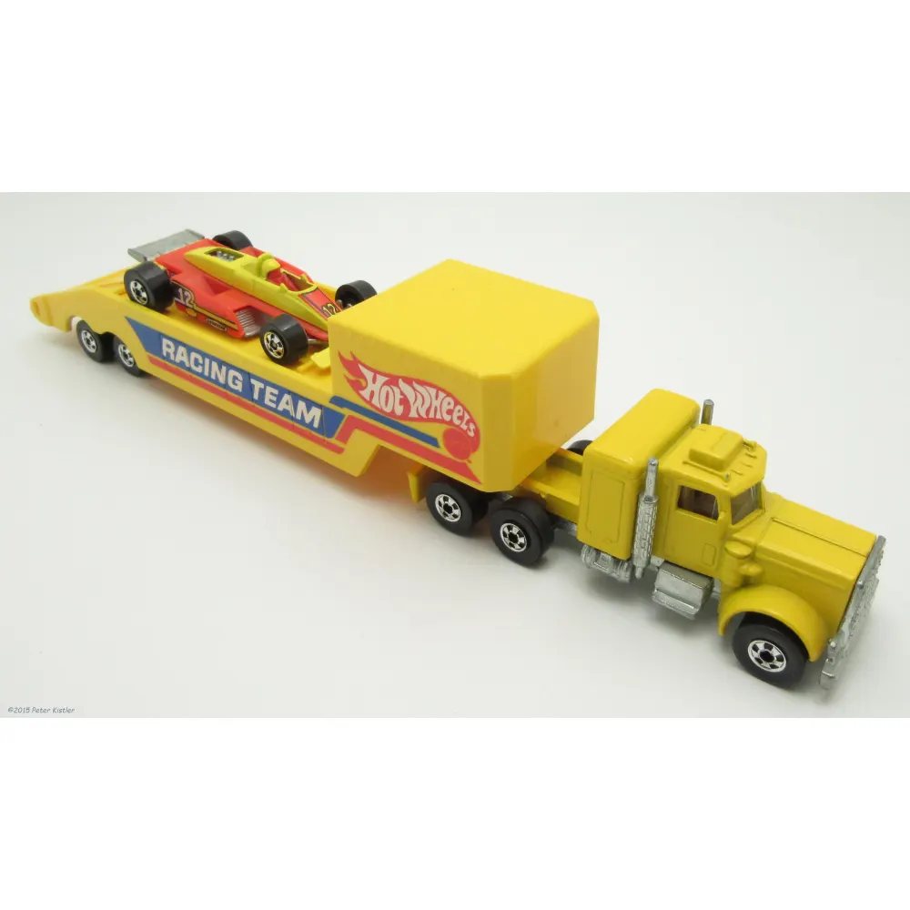 Peterbilt Hauler — 5955 — Yellow