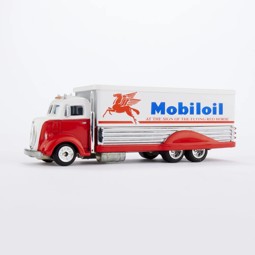 '38 Ford C.O.E. Truck — 85528 — Red & White