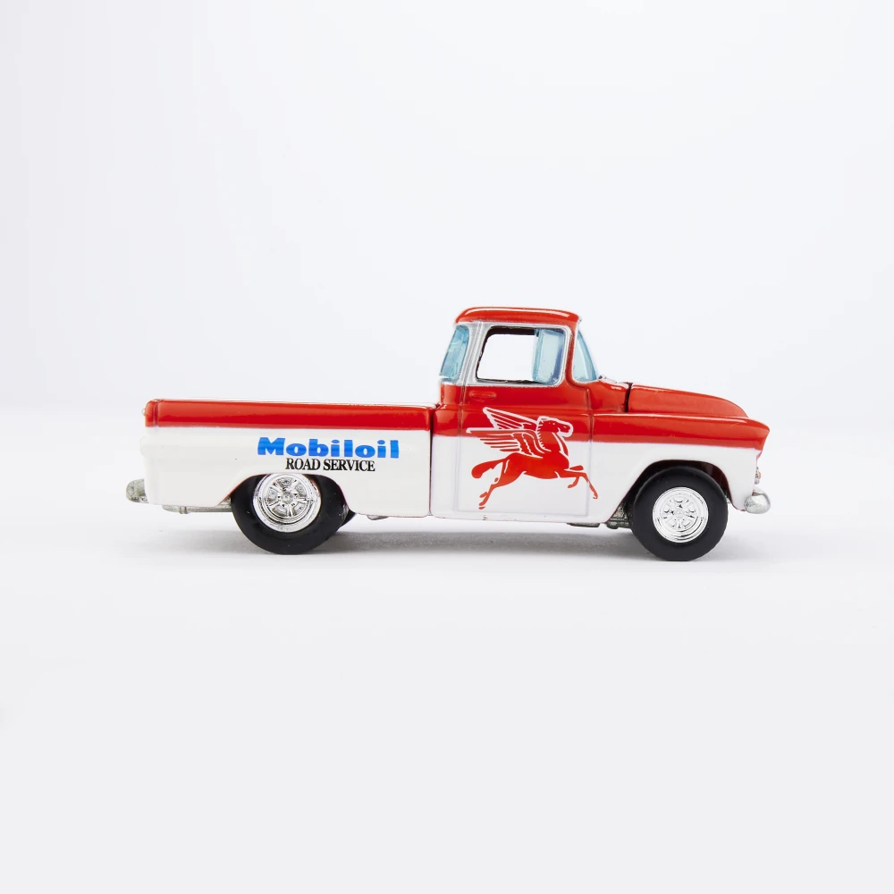 '59 Chevy Apache — 85530 — Red & White