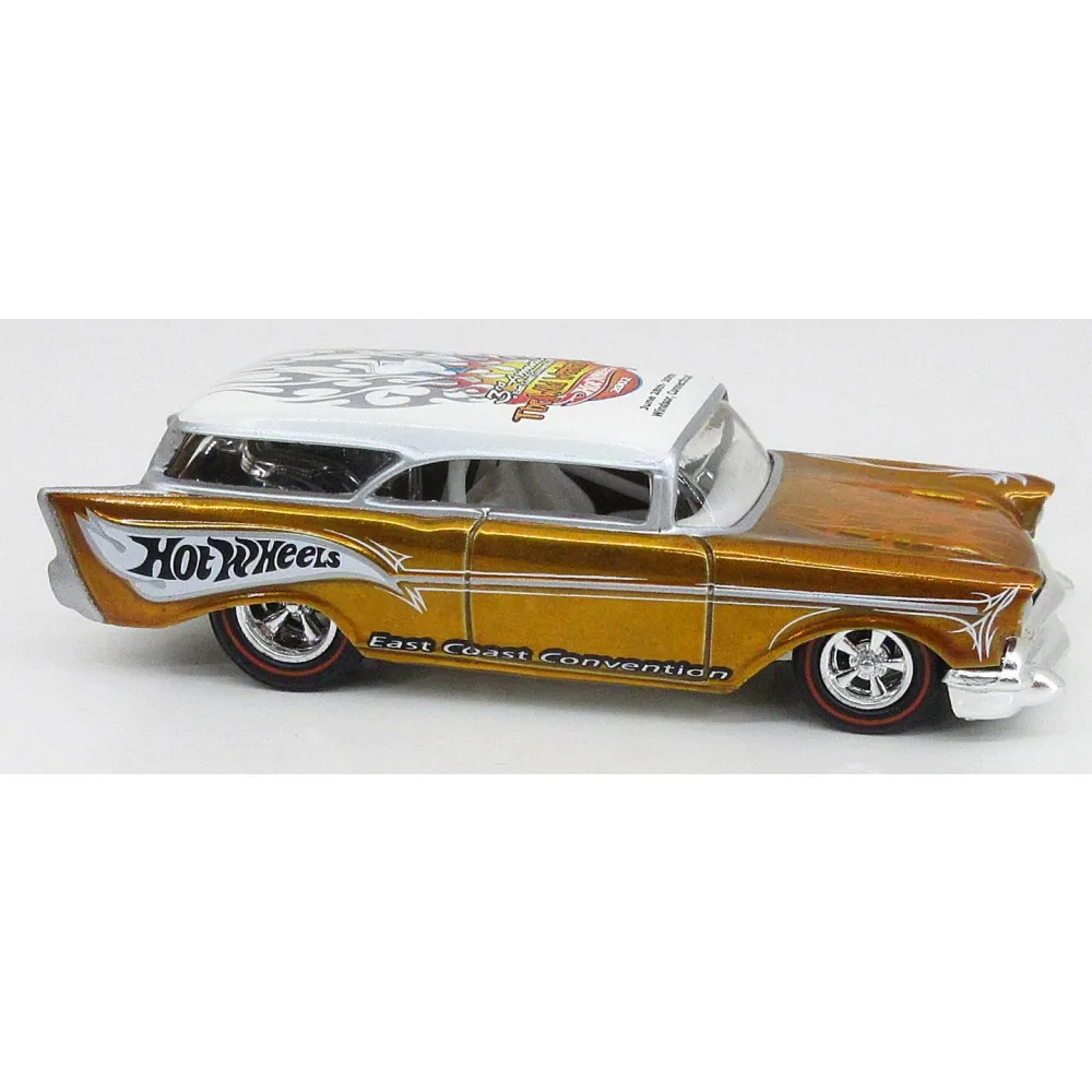 '57 Nomad — 85558 — Spectraflame Orange & White