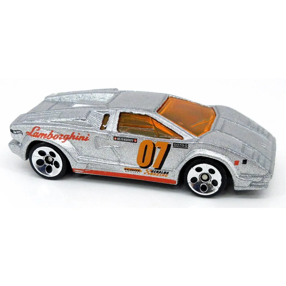 Lamborghini Countach — 89046 — Metallic Silver