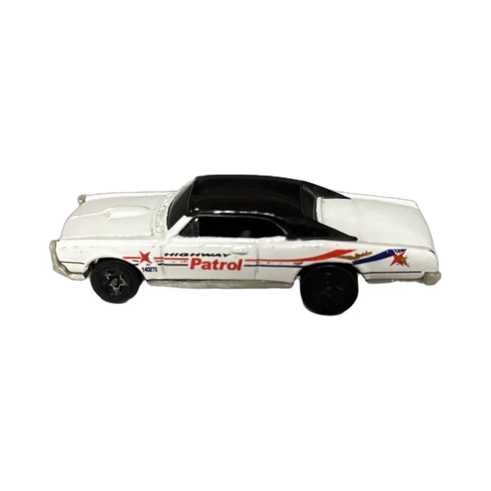 '67 Pontiac GTO — 89858 — White — imagem 2