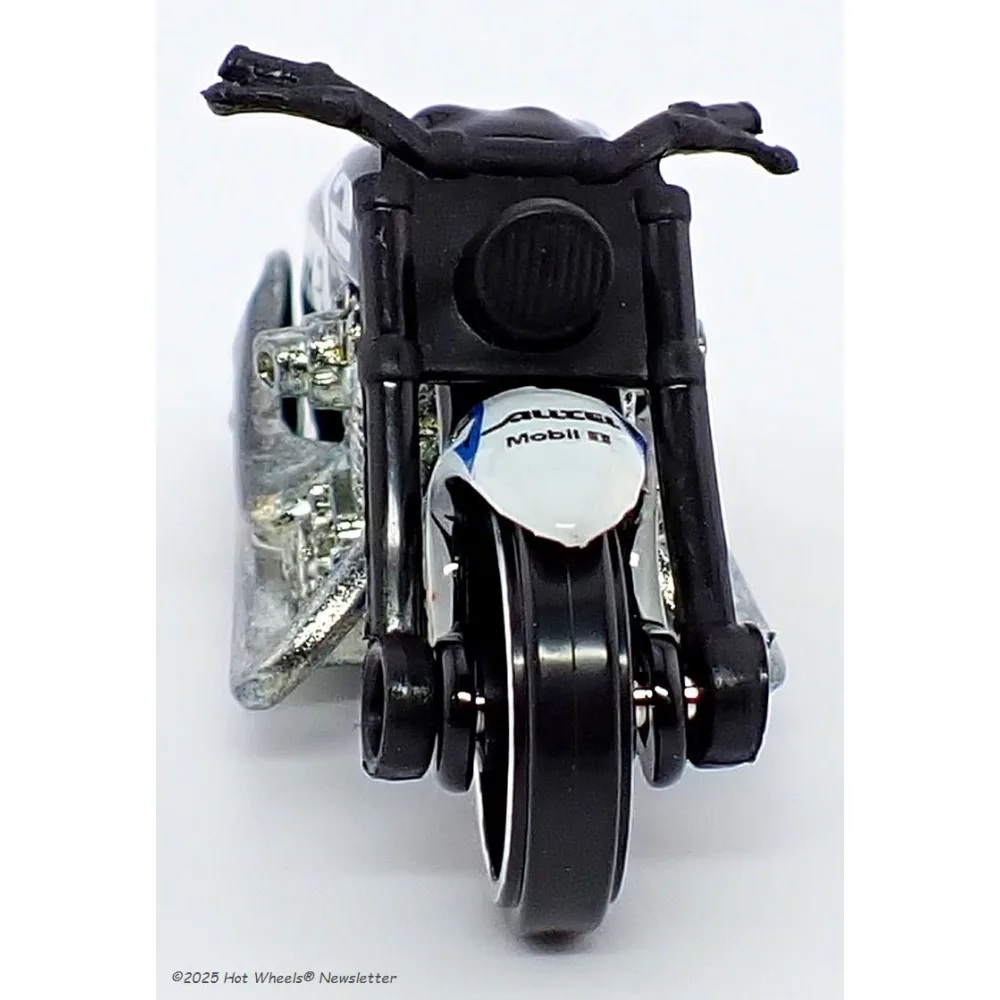 Scorchin' Scooter — B0448 — Black & White — imagem 2