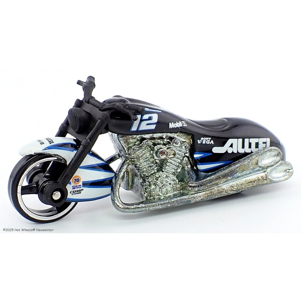 Scorchin' Scooter — B0448 — Black & White — imagem 3