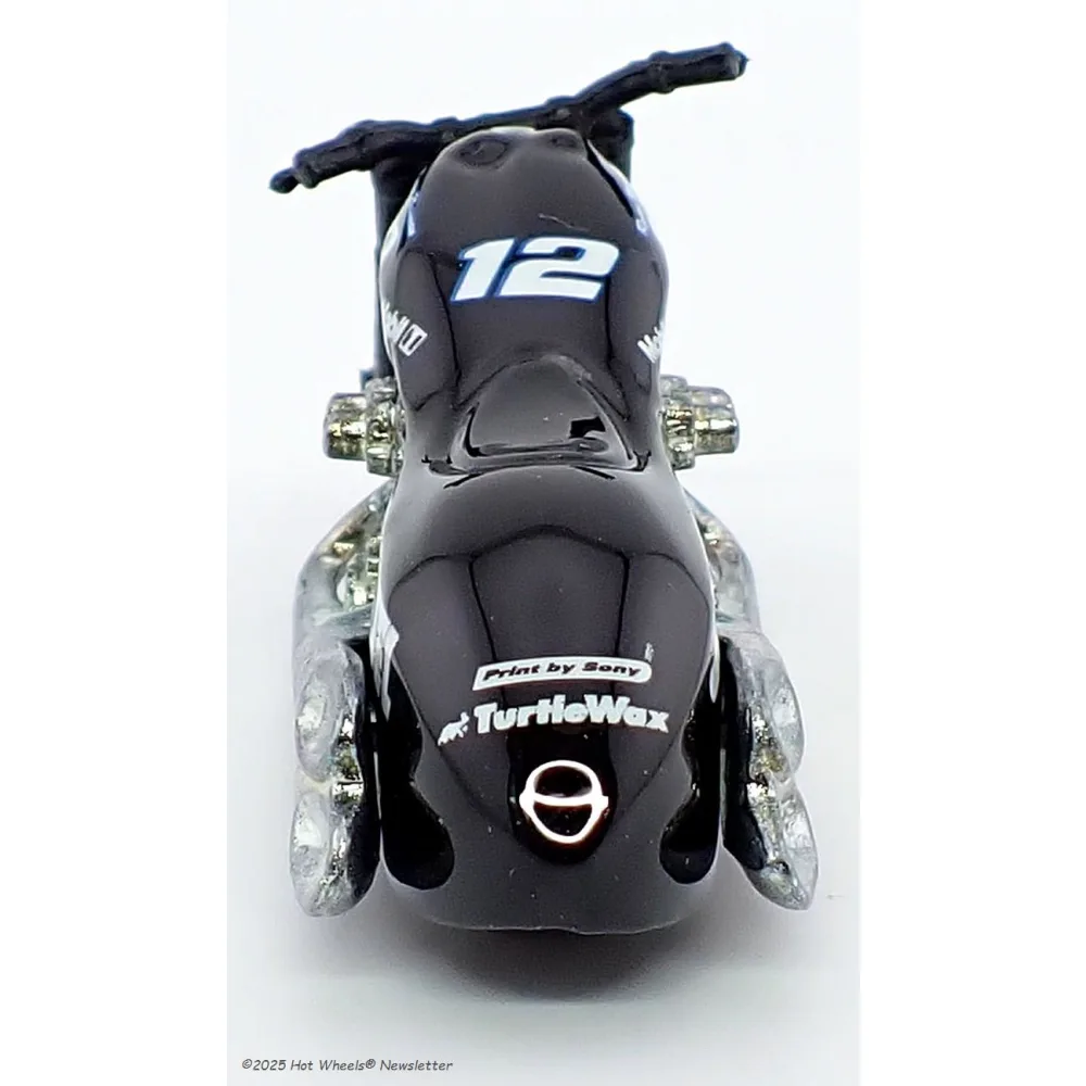 Scorchin' Scooter — B0448 — Black & White — imagem 4