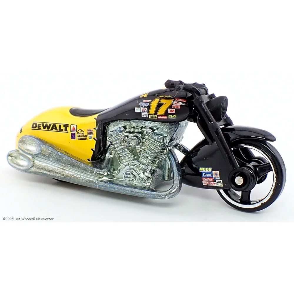 Scorchin' Scooter — B0451 — Black & Yellow