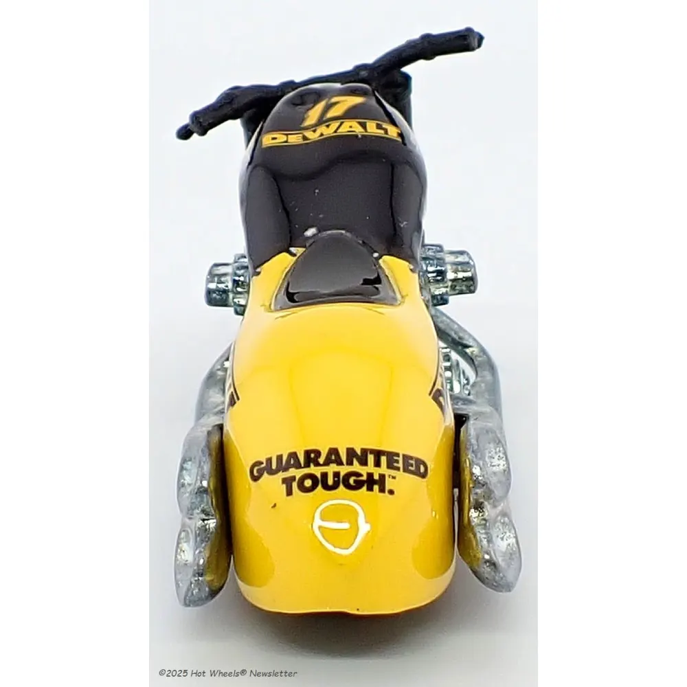 Scorchin' Scooter — B0451 — Black & Yellow — imagem 4