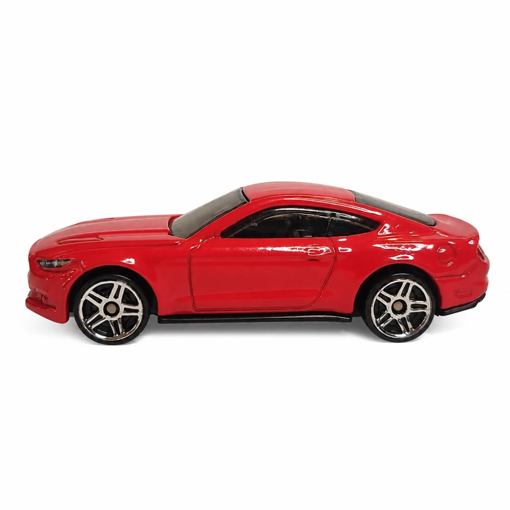 2015 Ford Mustang GT — BDD18 — Red — imagem 2