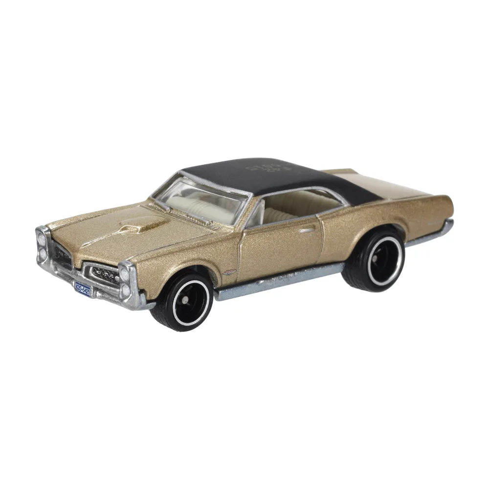 '67 Pontiac GTO — BDT83 — Metalflake Bronze w/ Matte black roof
