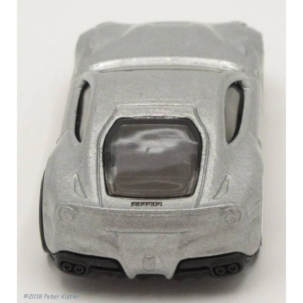 FERRARI F12 BERLINETTA — BFC51 — Metalflake Silver — imagem 4