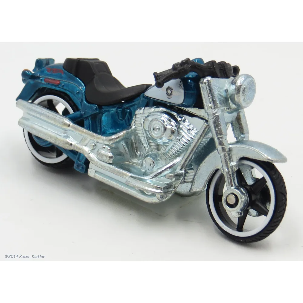Harley-Davidson Fat Boy — BFF32 — Spectraflame Blue