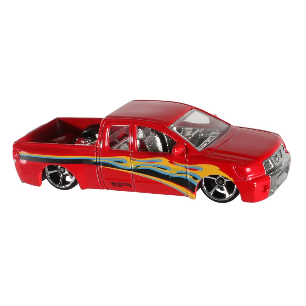 Nissan Titan — BFF56 — Metallic Red — imagem 4