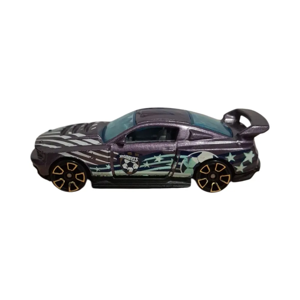 Custom '12 Ford Mustang — BFF66 — Metalflake Purple — imagem 2