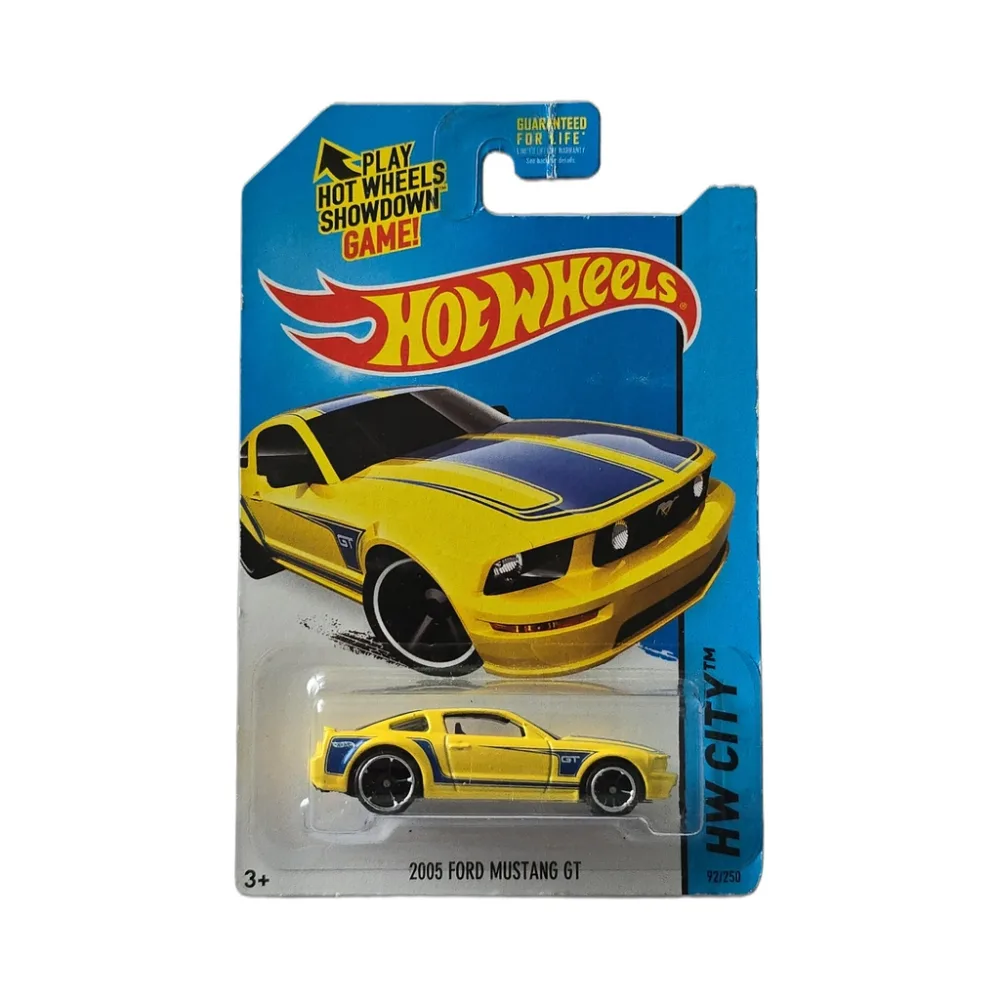 2005 Ford Mustang GT — BFG30 — Yellow — imagem 7