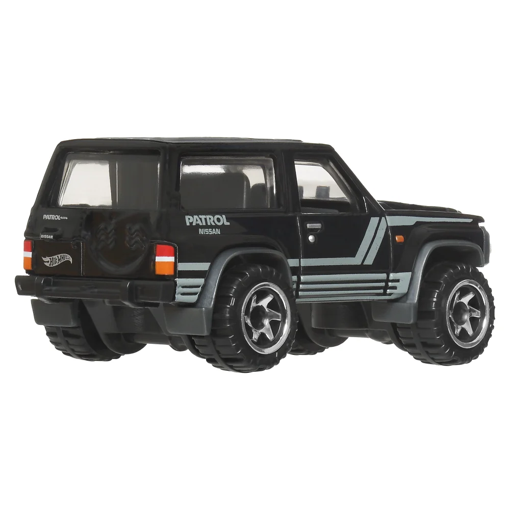 Nissan Patrol Custom — BL021 — Gloss Black — imagem 3