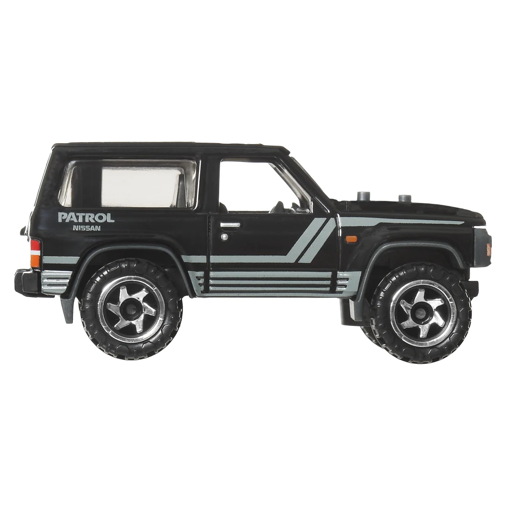 Nissan Patrol Custom — BL021 — Gloss Black — imagem 4